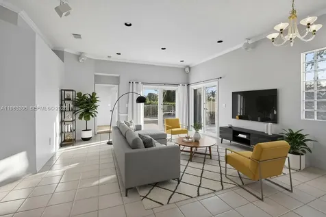 1150 Queen Palm Court Hollywood FL 33019