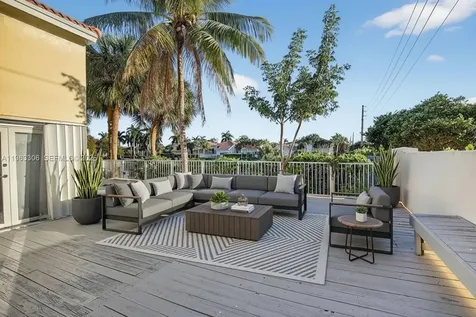 1150 Queen Palm Court Hollywood FL 33019