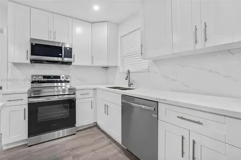 14431 NW 13th Road Miami FL 33167