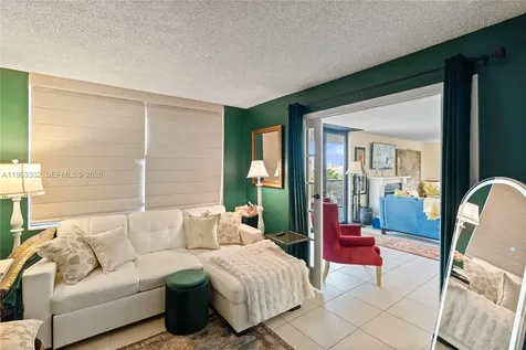 18151 NE 31st Court Aventura FL 33160
