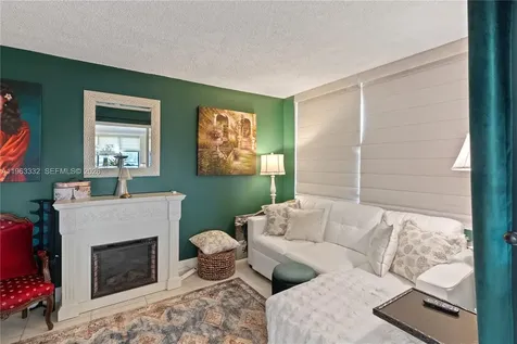 18151 NE 31st Court Aventura FL 33160