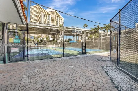 3530 Mystic Pointe Drive Aventura FL 33180