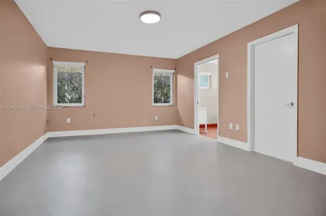 11472 SW 28th Terrace Miami FL 33165