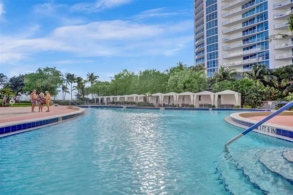 3000 S Ocean Drive Hollywood FL 33019