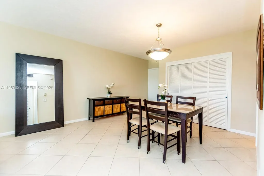 3000 S Ocean Drive Hollywood FL 33019