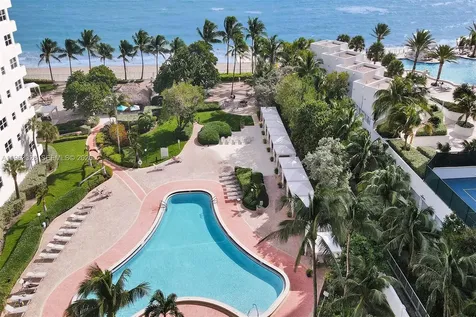 3000 S Ocean Drive Hollywood FL 33019