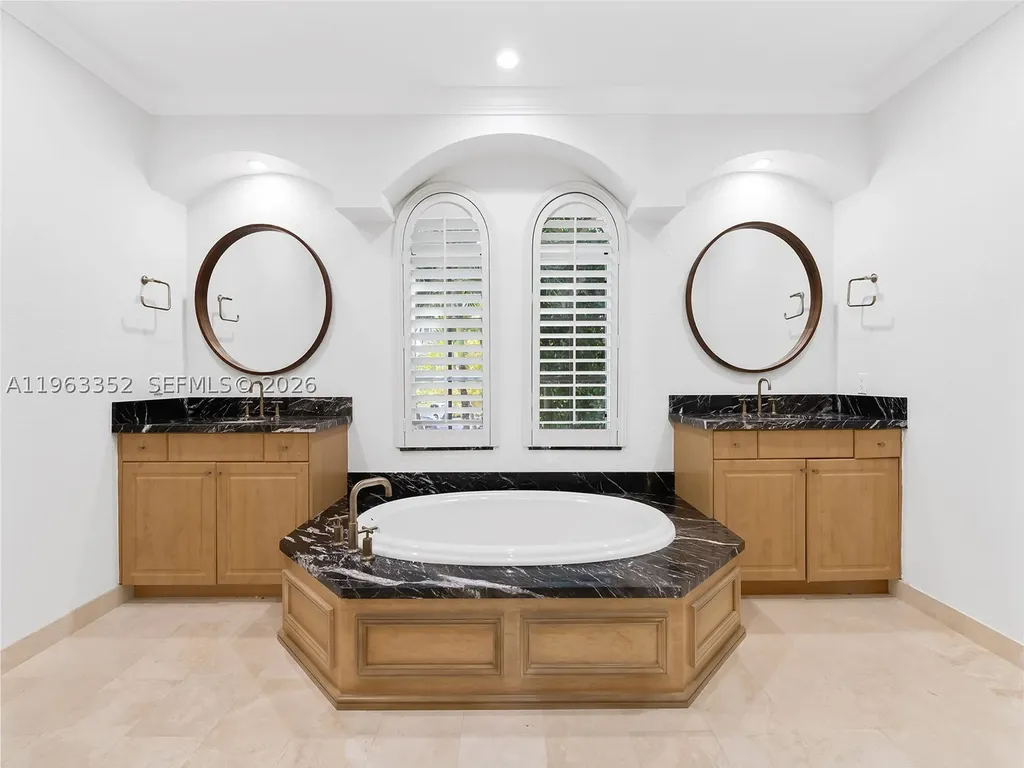 827 SE 2nd Court Fort Lauderdale FL 33301
