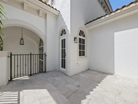 827 SE 2nd Court Fort Lauderdale FL 33301