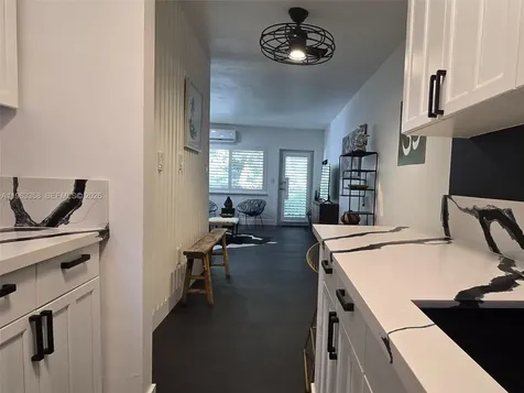 1021 Michigan Avenue Miami Beach FL 33139