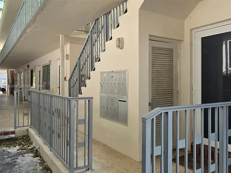 1021 Michigan Avenue Miami Beach FL 33139
