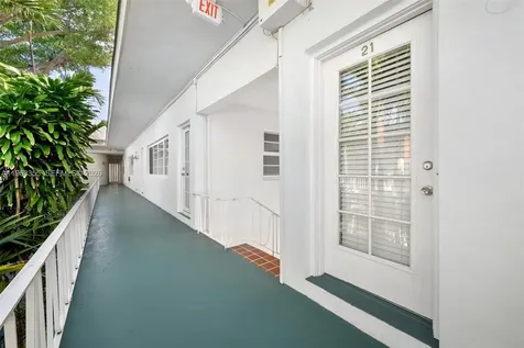 1925 Washington Avenue Miami Beach FL 33139