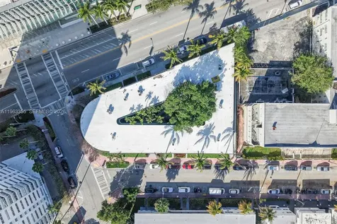 1925 Washington Avenue Miami Beach FL 33139