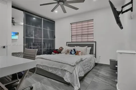 19955 SW 186th Street Miami FL 33187