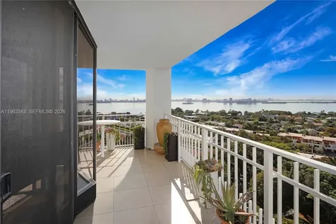 1000 Quayside Terrace Miami FL 33138