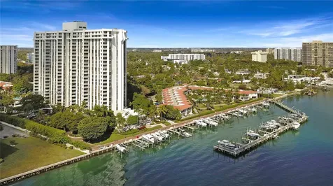 1000 Quayside Terrace Miami FL 33138