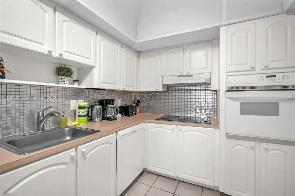 3801 S Ocean Drive Hollywood FL 33019