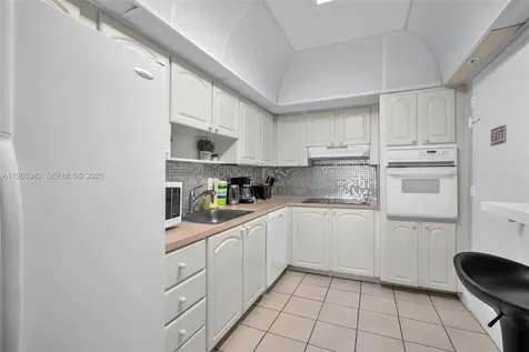 3801 S Ocean Drive Hollywood FL 33019