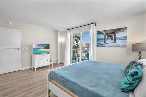 3801 S Ocean Drive Hollywood FL 33019