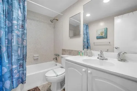 3801 S Ocean Drive Hollywood FL 33019
