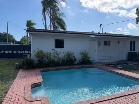 11615 SW 142nd Street Miami FL 33176