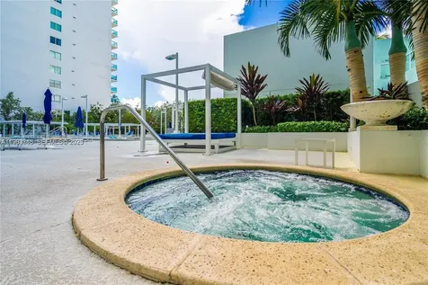 1800 N Bayshore Drive Miami FL 33132