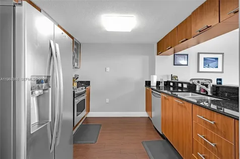 1800 N Bayshore Drive Miami FL 33132