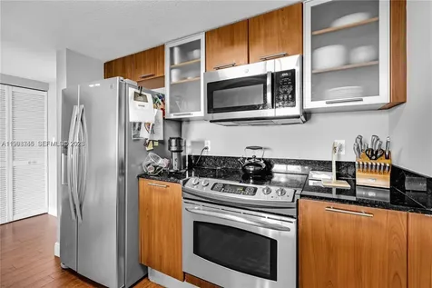 1800 N Bayshore Drive Miami FL 33132