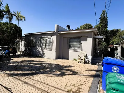 430 NW 53rd Avenue Miami FL 33126