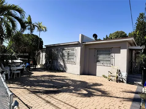 430 NW 53rd Avenue Miami FL 33126
