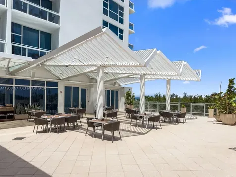 6799 Collins Avenue Miami Beach FL 33141
