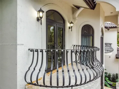 8200 NW 163rd Street Miami Lakes FL 33016