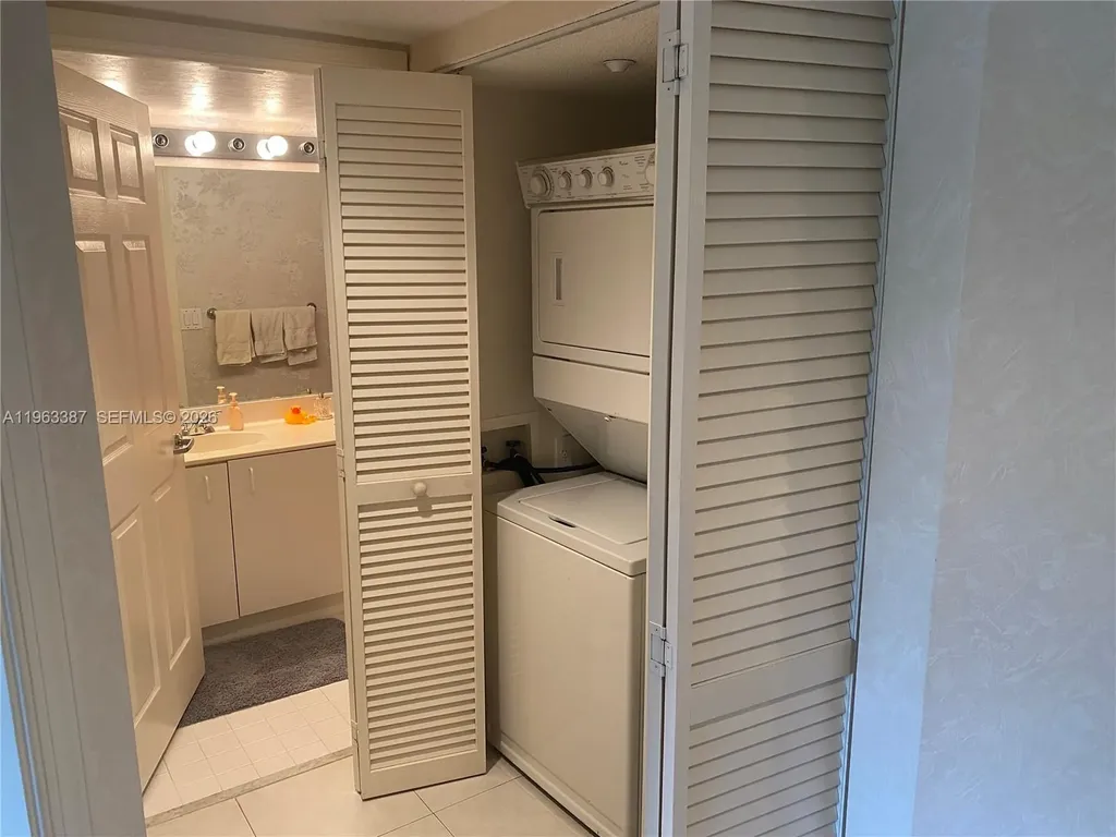 9551 Weldon Circle Fort Lauderdale FL 33321