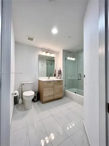16385 Biscayne Boulevard North Miami Beach FL 33160