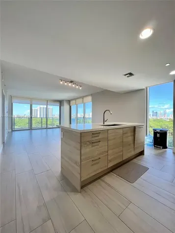 16385 Biscayne Boulevard North Miami Beach FL 33160