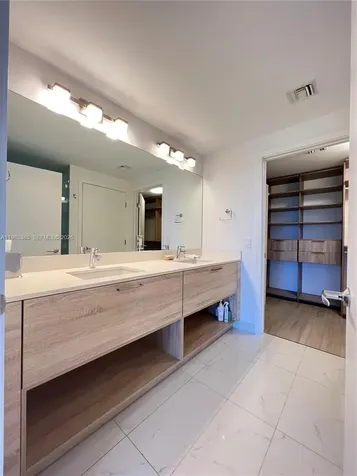 16385 Biscayne Boulevard North Miami Beach FL 33160