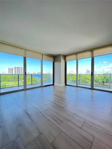 16385 Biscayne Boulevard North Miami Beach FL 33160