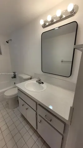 445 NE 195th Street Miami FL 33179