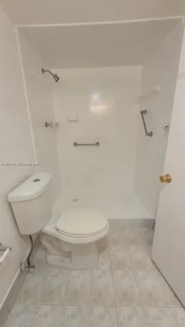 445 NE 195th Street Miami FL 33179