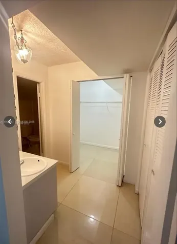 445 NE 195th Street Miami FL 33179