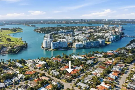 9208 Emerson Avenue Surfside FL 33154