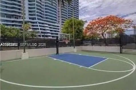 600 NE 36th Street Miami FL 33137