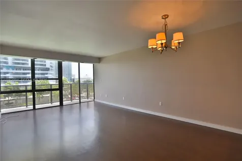 600 NE 36th Street Miami FL 33137
