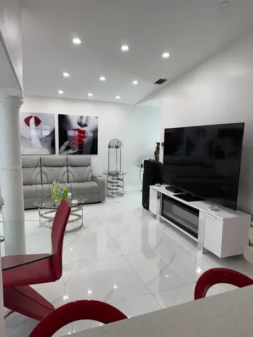 19234 SW 121st Court Miami FL 33177