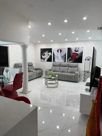 19234 SW 121st Court Miami FL 33177