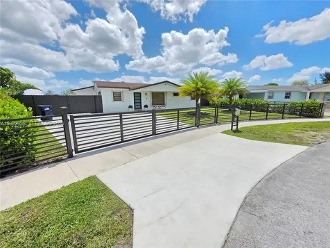 19631 NW 45th Avenue Miami Gardens FL 33055