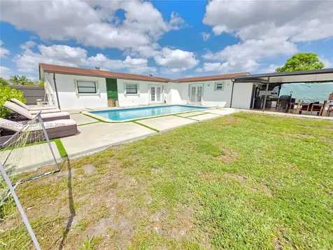 19631 NW 45th Avenue Miami Gardens FL 33055