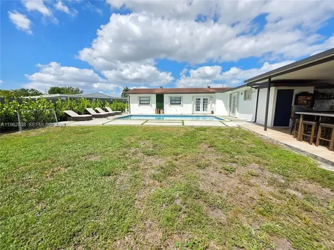 19631 NW 45th Avenue Miami Gardens FL 33055