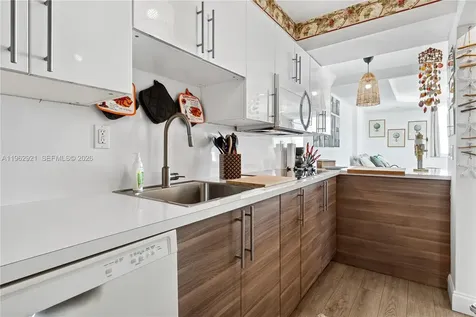 1255 Collins Avenue Miami Beach FL 33139