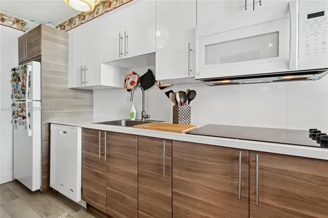 1255 Collins Avenue Miami Beach FL 33139