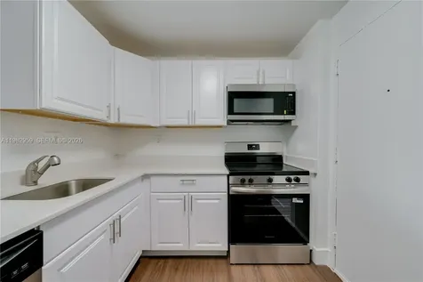 9001-9143 SW 77th Avenue Miami FL 33156